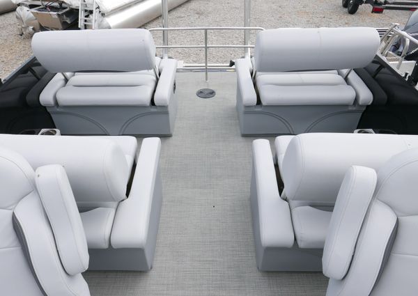 Bentley-pontoons LEGACY-223-QSB image