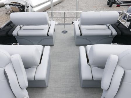 Bentley-pontoons LEGACY-223-QSB image