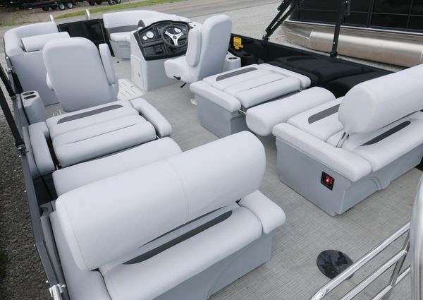 Bentley-pontoons LEGACY-223-QSB image