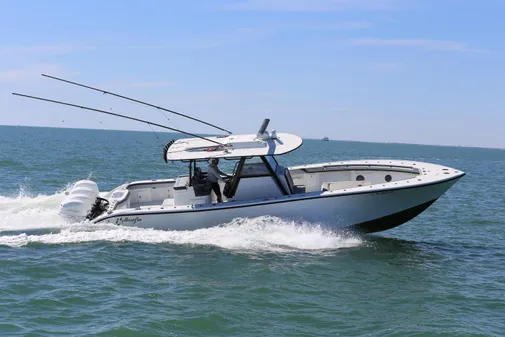 Yellowfin 39 Offshore image