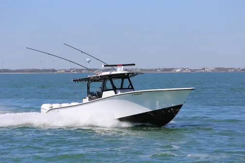 Yellowfin 39 Offshore image