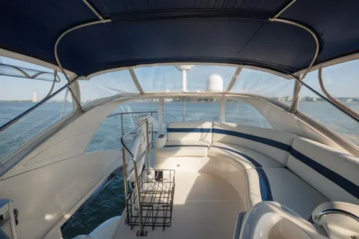 Meridian 391 Sedan image