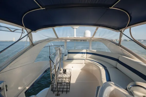 Meridian 391 Sedan image