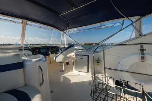 Meridian 391 Sedan image