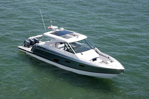 Formula 380 Super Sport Crossover OB image