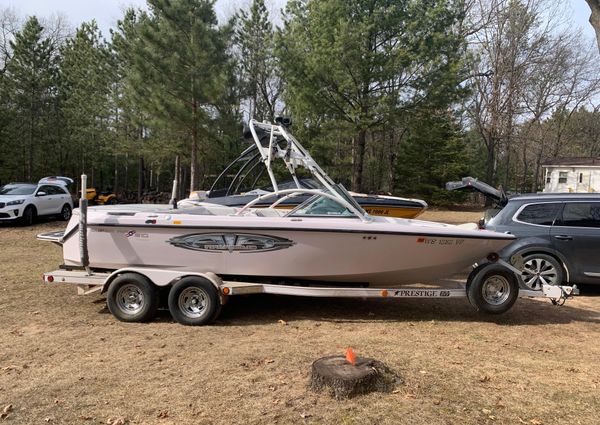 Correct-craft SUPER-AIR-NAUTIQUE-210-TEAM-EDITION image