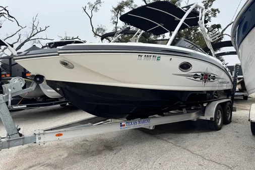 Chaparral SUNESTA-224-XTREME image