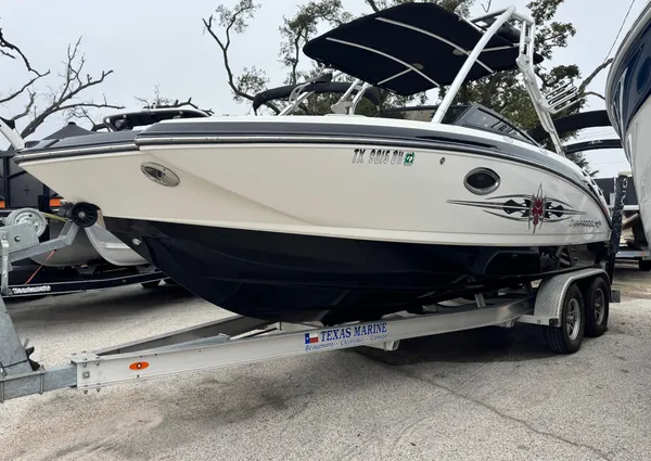 Chaparral SUNESTA-224-XTREME image