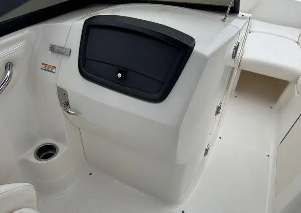 Chaparral SUNESTA-224-XTREME image