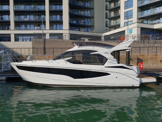 Galeon 360 Fly - main image