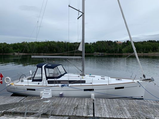 Beneteau 41 - main image