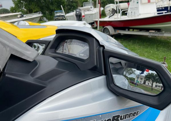 Yamaha-waverunner VX-DELUXE image