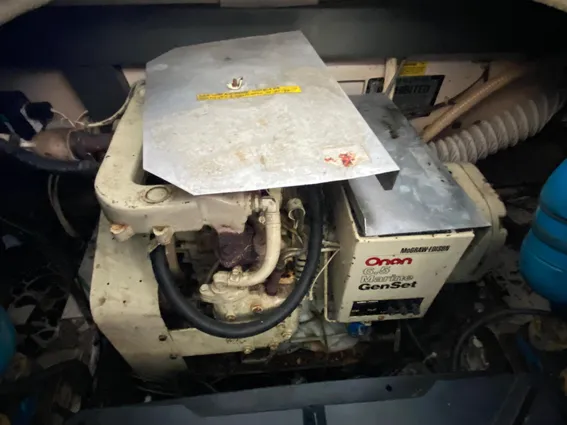 Trojan 10 Meter Sedan image