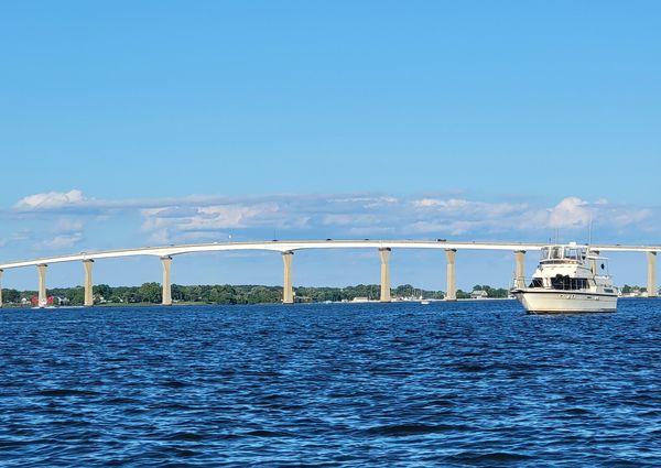 Hatteras 40-DOUBLE-CABIN image