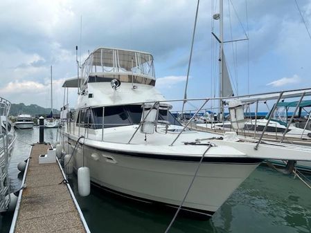 Hatteras 40-DOUBLE-CABIN image