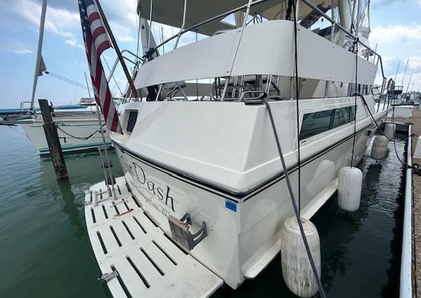 Hatteras 40-DOUBLE-CABIN image