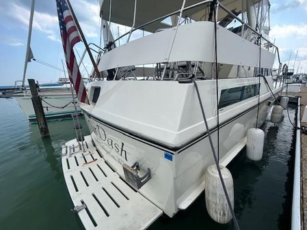 Hatteras 40-DOUBLE-CABIN image