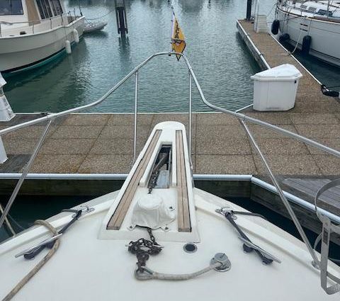 Hatteras 40-DOUBLE-CABIN image