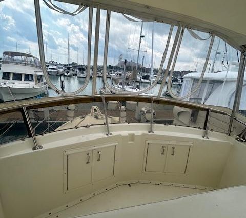 Hatteras 40-DOUBLE-CABIN image