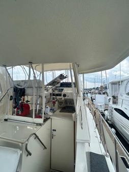 Hatteras 40-DOUBLE-CABIN image