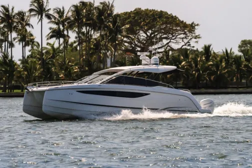 Four-winns TH36 image