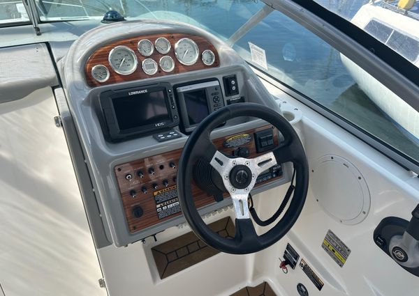 Bayliner 285 image