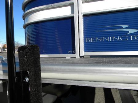 Bennington 198SLJ image