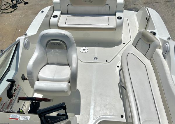 Sea-ray 240-SUNDANCER image