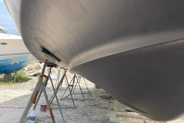 Carver 444 Cockpit Motor Yacht image