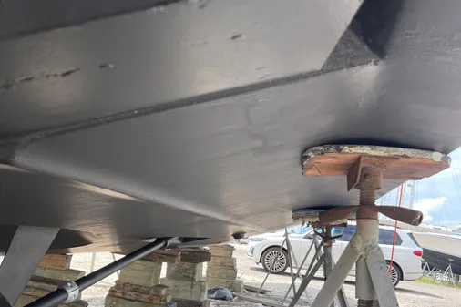 Carver 444 Cockpit Motor Yacht image