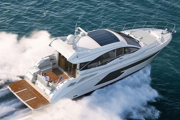 Sea Ray Sundancer 520 - main image