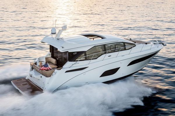 Sea Ray Sundancer 460 - main image