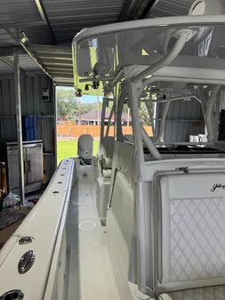 Yellowfin 36 Offshore image