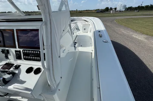 Yellowfin 36 Offshore image