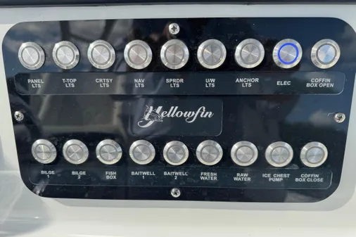 Yellowfin 36 Offshore image