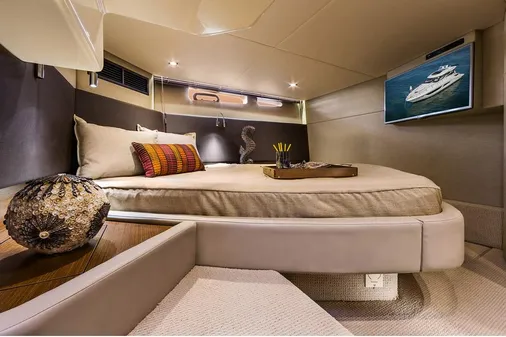 Sea Ray 470 Sundancer image