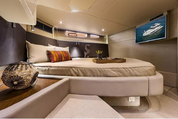 Sea Ray 470 Sundancer image