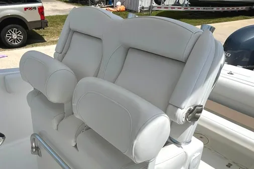 Sea Hunt Gamefish 25 image