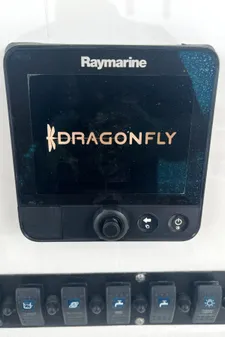 Sea Hunt Gamefish 25 image