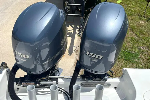 Sea Hunt Gamefish 25 image