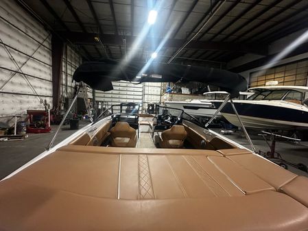 Glastron GT-205 image