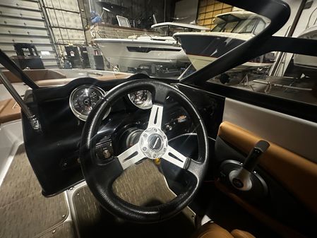 Glastron GT-205 image