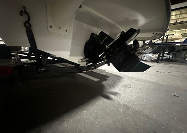 Glastron GT-205 image