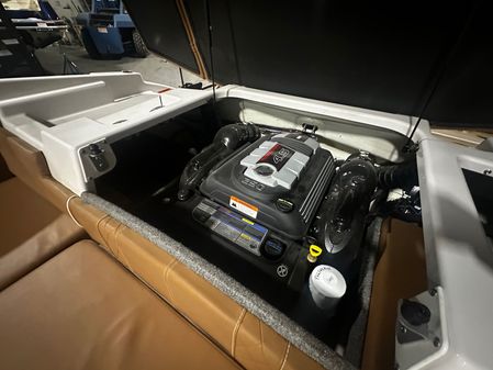 Glastron GT-205 image