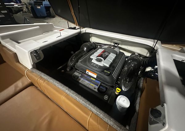 Glastron GT-205 image