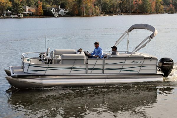 Bentley Pontoons 240 Fish - main image
