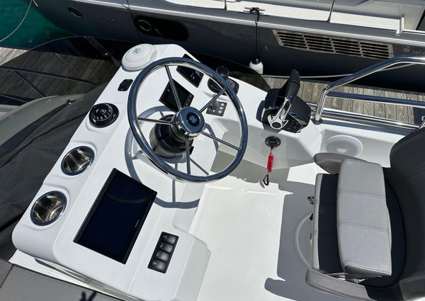 Beneteau ANTARES-11-OB-FLY image