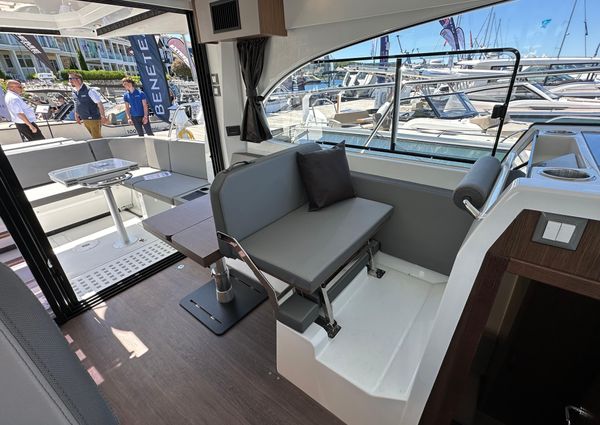 Beneteau ANTARES-11-OB-FLY image