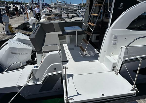 Beneteau ANTARES-11-OB-FLY image