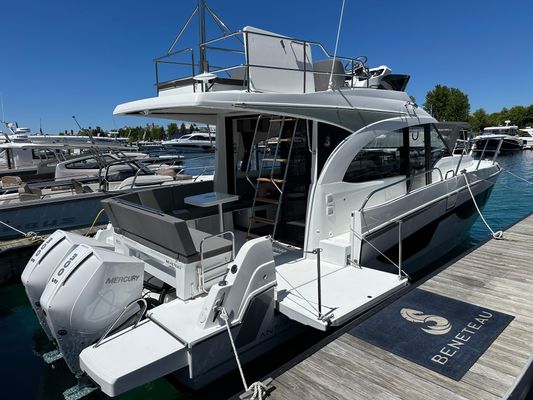 Beneteau ANTARES-11-OB-FLY - main image